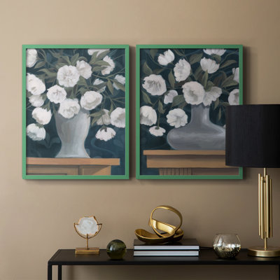 «Snowball Posies I», reproduction encadrée de qualité supérieure - prête à être accrochée - aucun clou requis - aucun clou requis