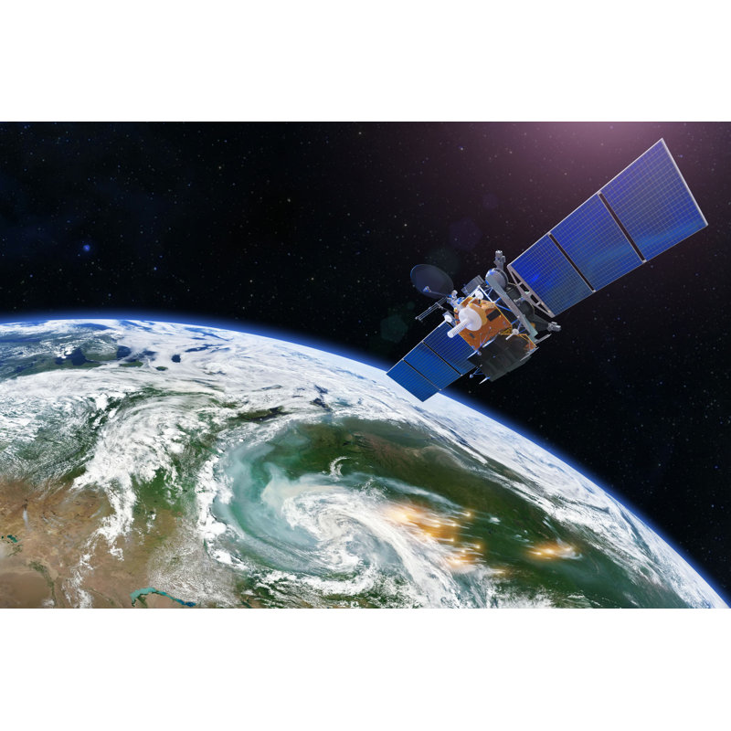 Satellites au-dessus de la Terre - Photographie sur toile tendue, H 32 po x l 48 po