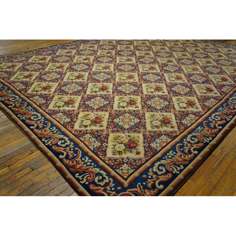 Tapis victorien anglais à motif floral