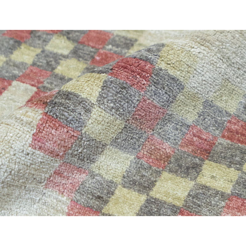 Chevron Area Rug in Beige/Rust