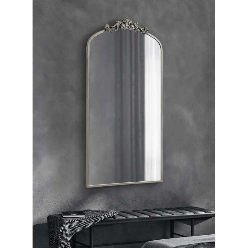 Miroir décoratif Anglo Arendahl, 42 po x 23,5 po, Argent