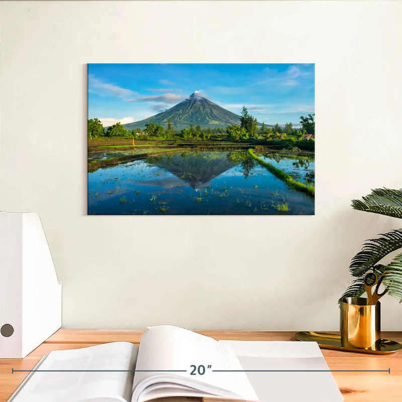 Réflexion du volcan Mayon, H 8 po x l 12 po