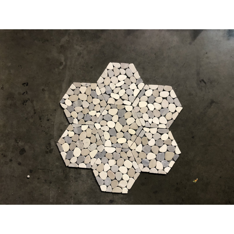 Tuile de pebble en pierre naturelle de taille aléatoire en brun clair/gris