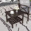 Table d'appoint d'extérieur 19 po carrée en métal brun, table de bout pour terrasse toutes saisons à 2 niveaux