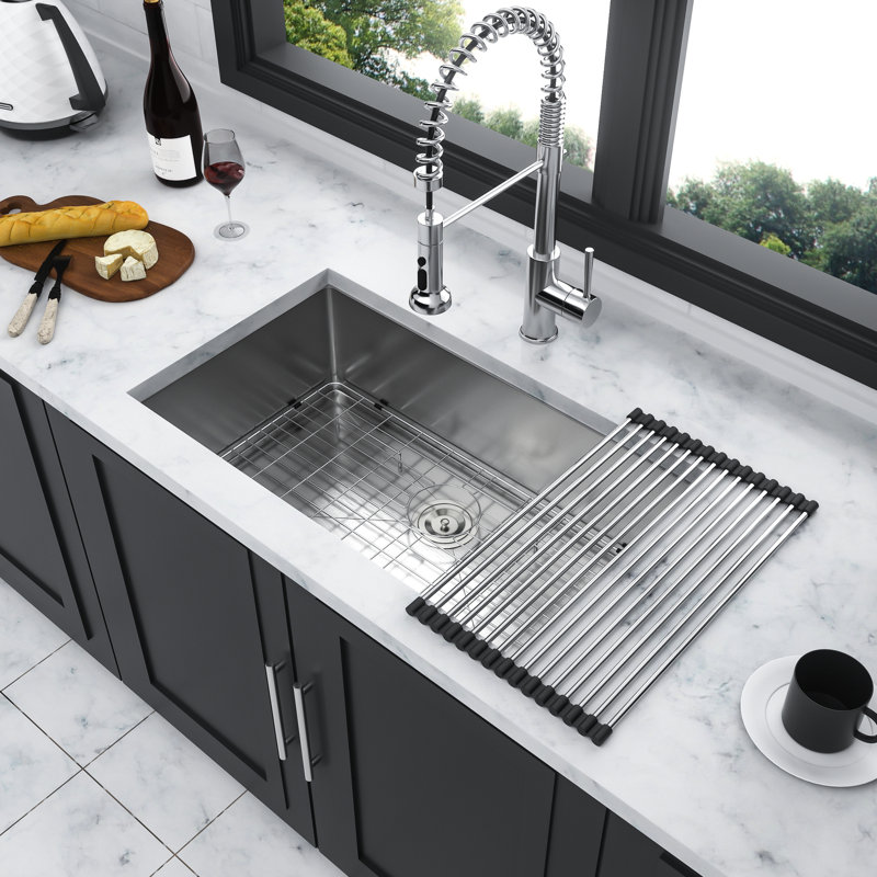 Bassin en acier inoxydable encastrable 33 po x 19 po x 10 po x 10 po - avec drainage en forme de X et revêtement 33