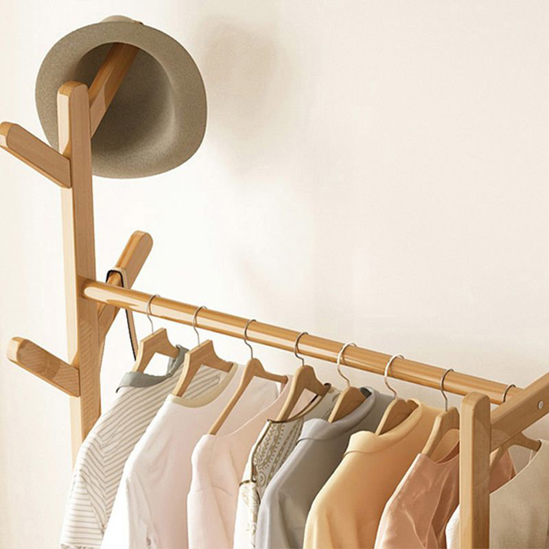 Porte-vêtements en bambou avec tablettes et crochets pour la chambre à coucher