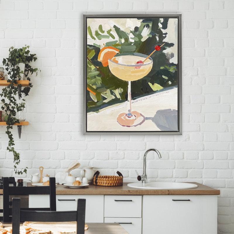 Cocktail avec cadre flottant Fruit Slice, design par Riley B, H 31 po x l 25 po, Cadre flottant gris lustré