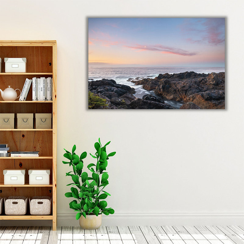 «Rugged Coast Le long Wild Pacific Trail», reproduction d'art sur toile, H 24 po x l 36 po