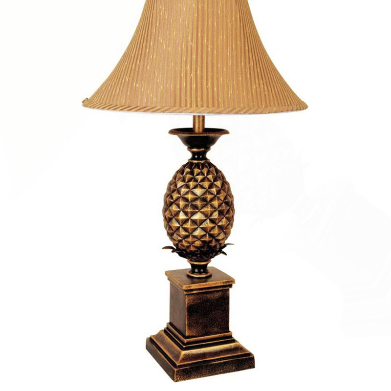Lampe de table 32 po en métal avec finition or antique, design ananas