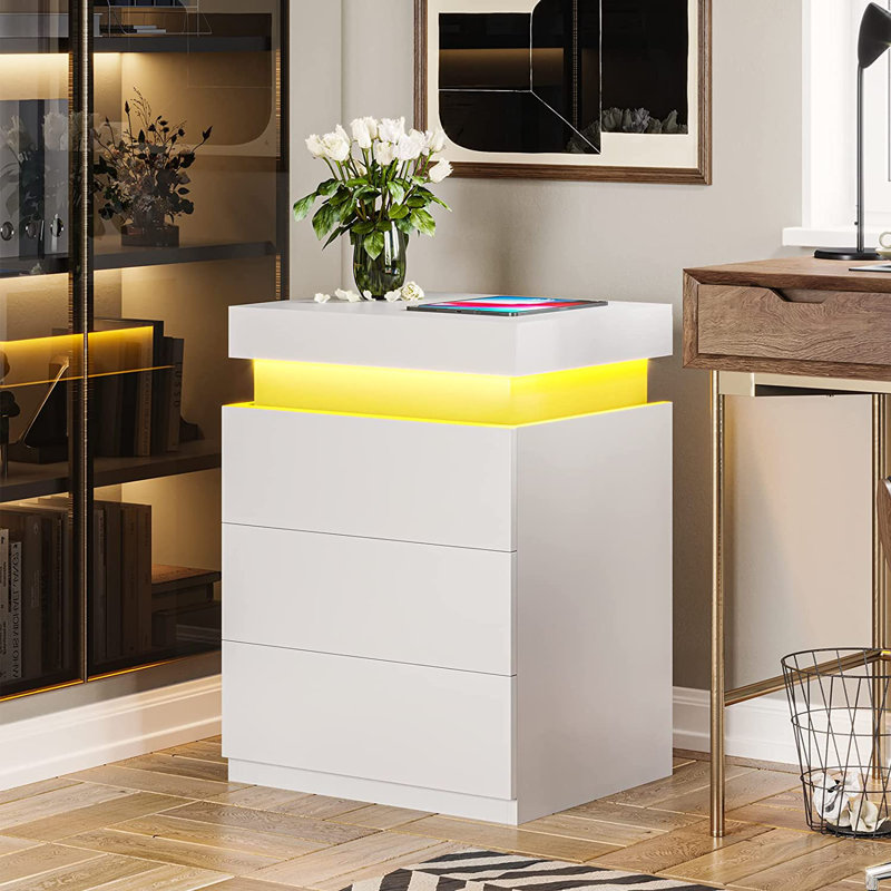 17.7'' W Nightstand, White