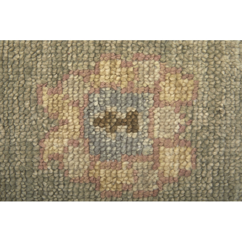 Carrington Wool Oriental Area Rug, Rectangle 2' x 3'