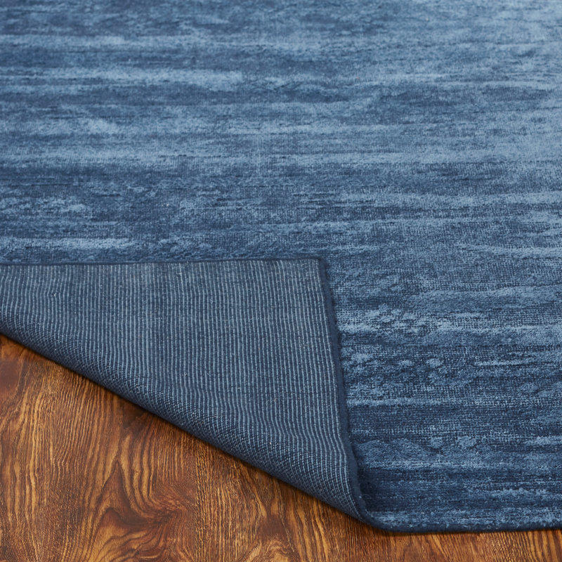 1 Area Rug in Blue, Rectangle 2' x 3'