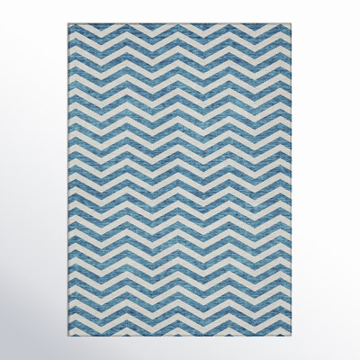 Colturo Flatweave Chevron Indoor / Outdoor Rug