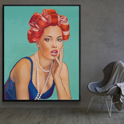 " Pin Up Girl With Curlers "