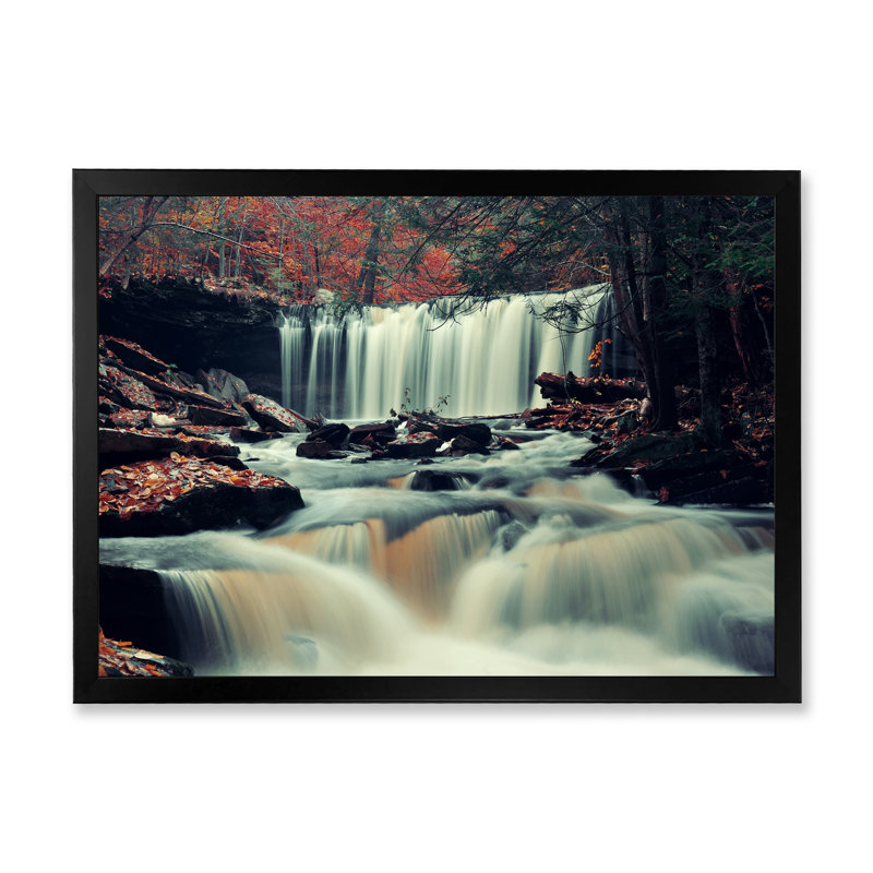 Chutes d'automne dans la forêt mystique - œuvre d'art traditionnelle sur toile, Cadre photo noir, H 8 po x l 12 po x P 1,5 po