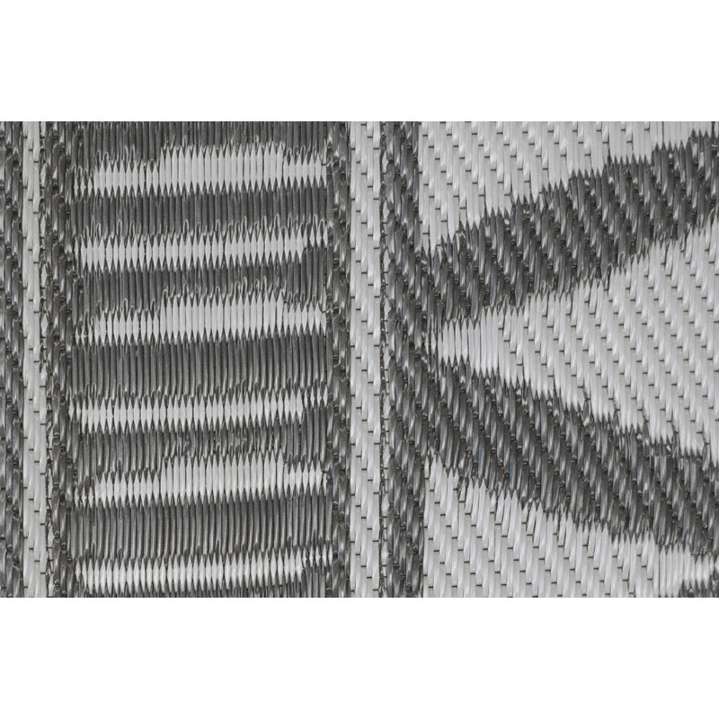 Chill Extra Large Picnic Blanket, 1cm H x 270cm W x 350cm D, Champagne/Grey