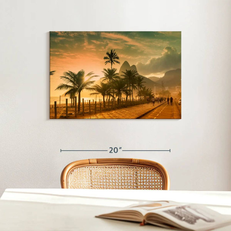 Lilie Ipanema Beach Golden Hour, H 16 po x l 24 po