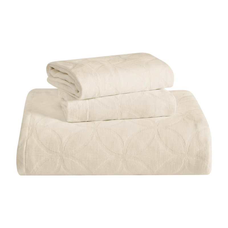Serenity Ivory Cotton Twin Bedspread Set with Pillow Sham