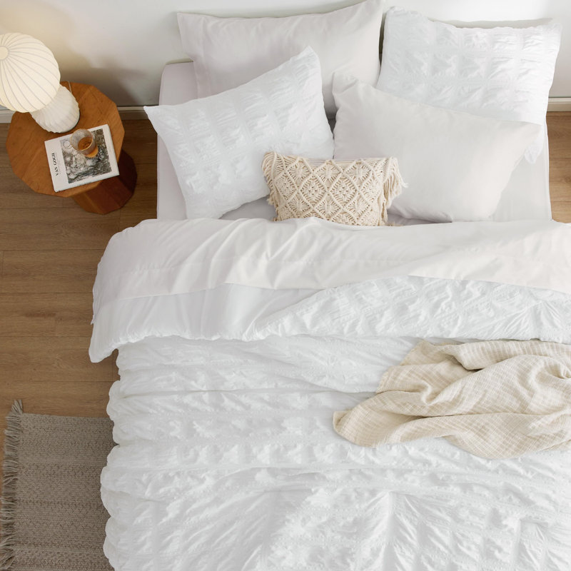 Bedsure Seersucker Bed In A Bag, Queen Comforter + 6 Additional Pieces