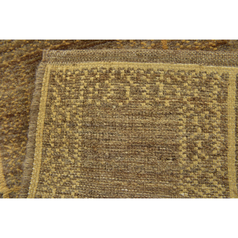 Tapis en laine brun/beige 5 pi x 6 pi 4 po noué la main one-of-kind Didcot