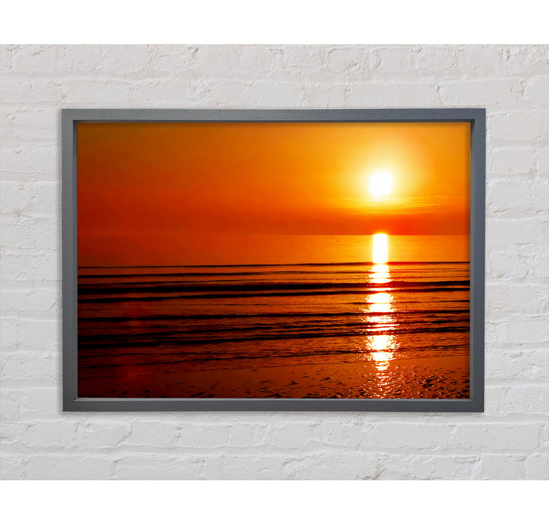 The Oceans Sun Reflection Orange Gerahmter Druck Wandkunst