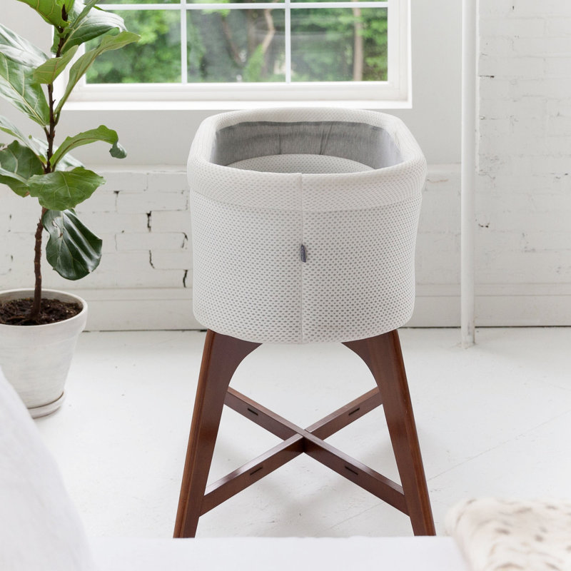 Evi Smart Bassinet, Dark Brown Wood