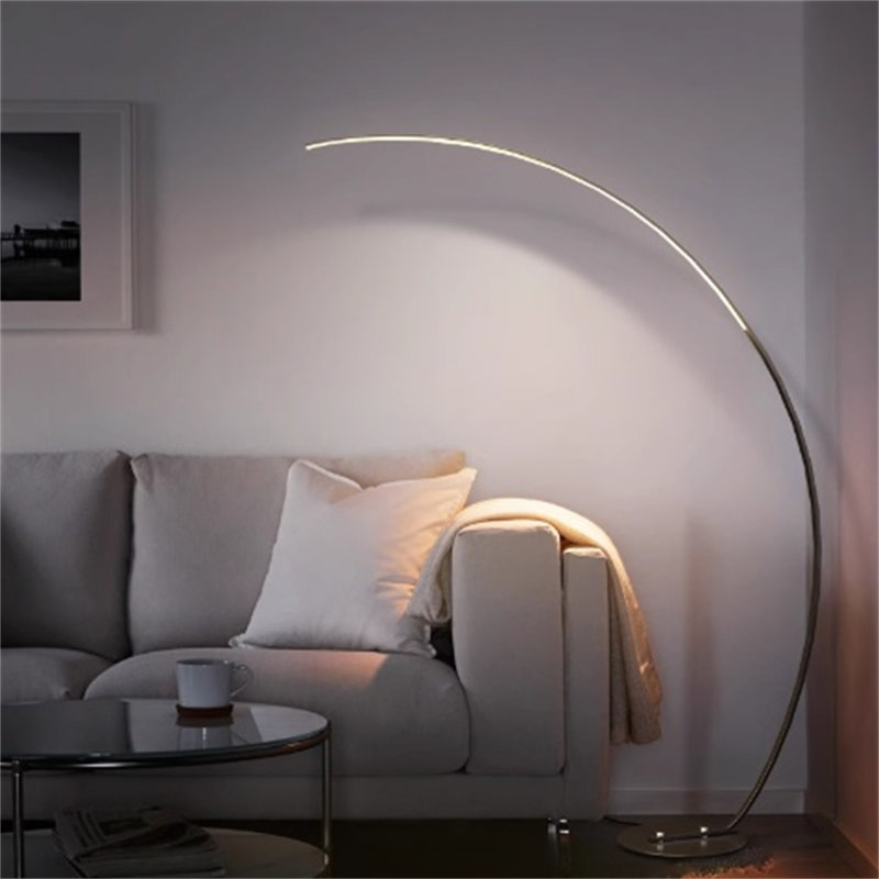 Lampe sur pied arquée