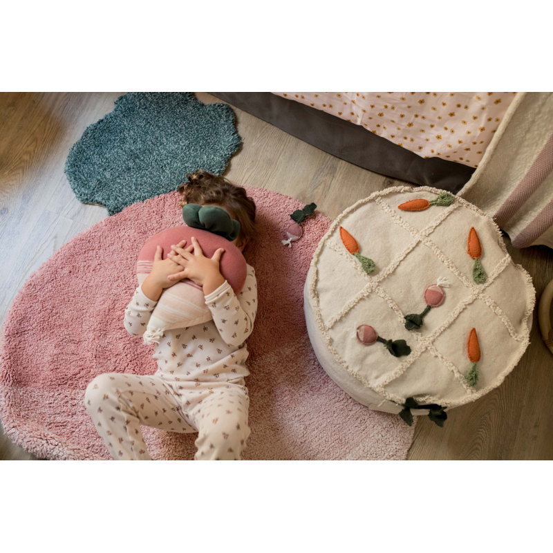 Knitted Cushion Ramona The Radish