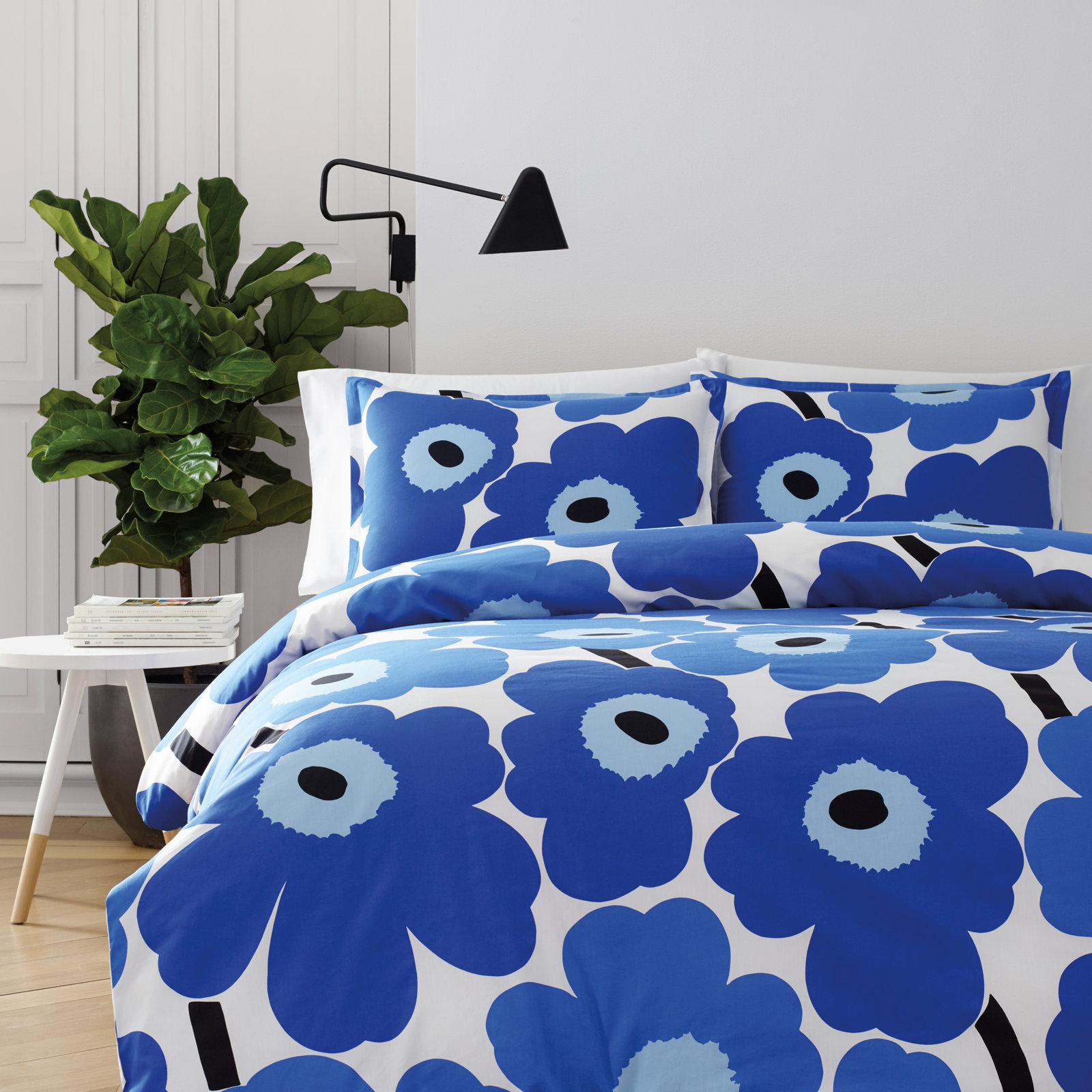 Marimekko Unikko Cotton Red Duvet Cover Set, Twin Duvet Cover + 1 Sham, Bright Blue/Black