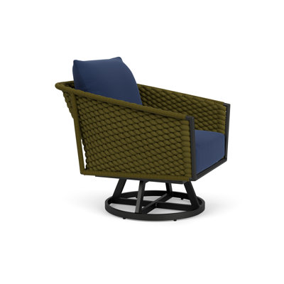 Escape Outdoor Swivel Lounge Chair