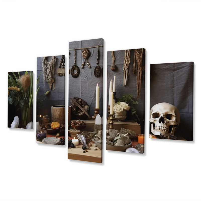 Autel avec objets sacrés II - Christianisme, art mural sur toile - 5 panneaux