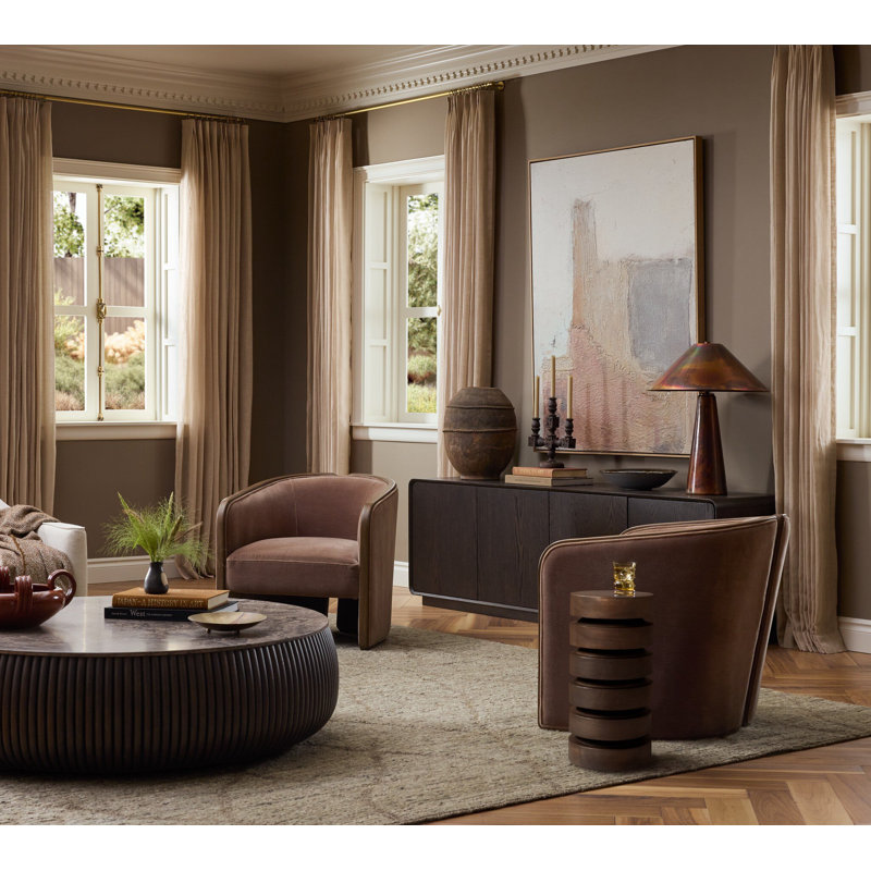 Voss Chair