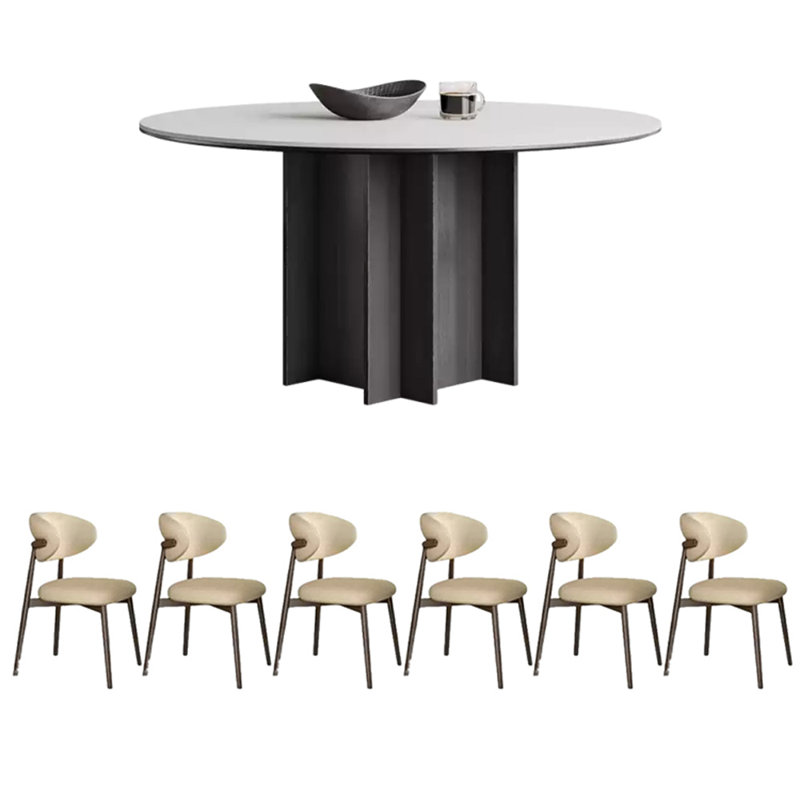 Kleiber, 29.53"H x 47.24"L x 47.24"W