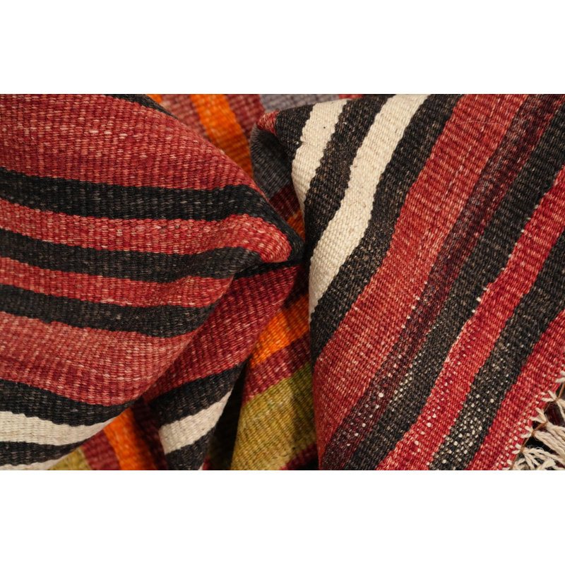 Tapis rayé en laine Kilim