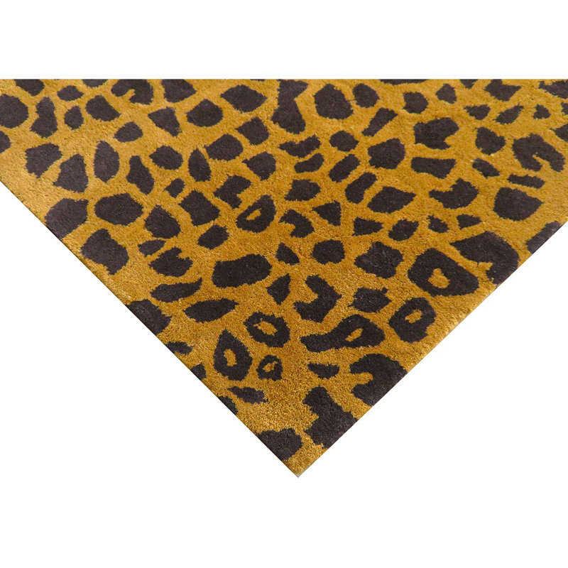 Hand Tufted Animal Print Area Rug, Rectangle 8" x 10"