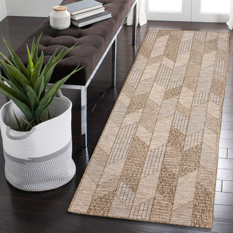 Geometric Indoor / Outdoor Rug, Runner 1'11" x 7'6"