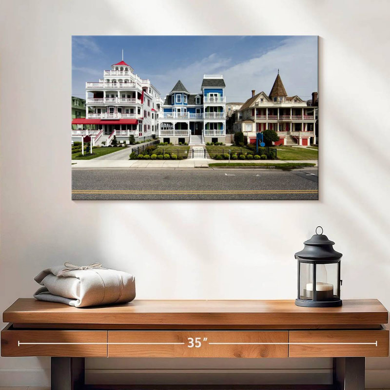 Lilian Cape May Victorian House, H 16 po x l 24 po