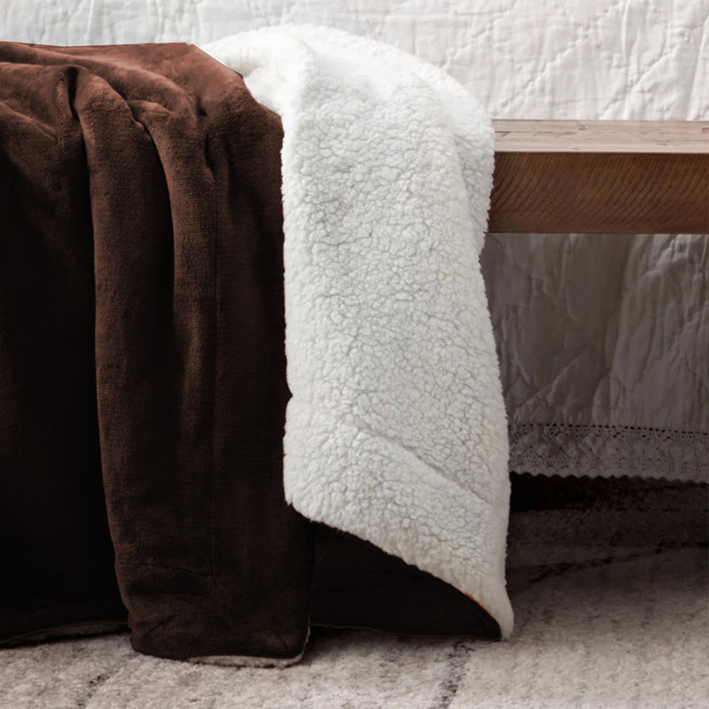 Super Soft Sherpa Fleece Blanket – Reversible Cozy Throw 240 GSM, Coffee, 150cm x 130cm