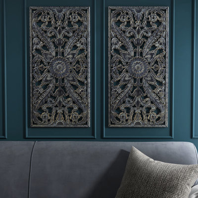 Panneaux de bois décoratifs muraux en bois vieilli à finition bleue antique et décorations dorées