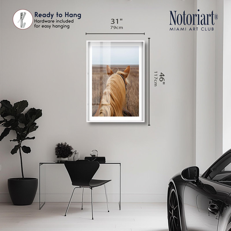 Golden Dawn Ride Shadowbox Print par Notoriart, H 46 po x l 31 po, Blanc