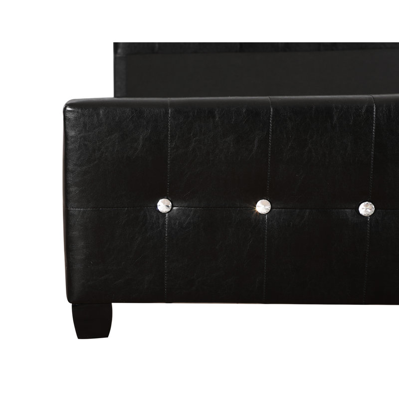 Lit double moderne noir transitionnel - et chaud. H 43 po x l 57 po x P 83 po. Pour divers décors. Fabriqué avec des matériaux. Assemblage requis. Mousse de remplissage, matériau PU. Profondeur 79 po, largeur 88 po, hauteur 43 po, poids de 90,01 lb.