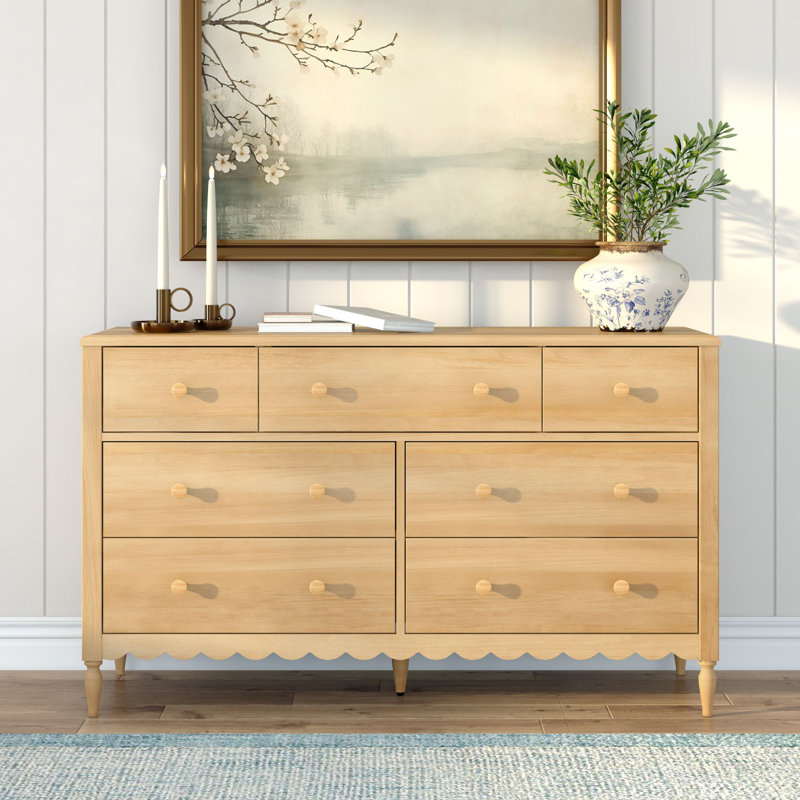 Charlotte 7-Drawer Scallop Detail Dresser, Blonde, Blonde