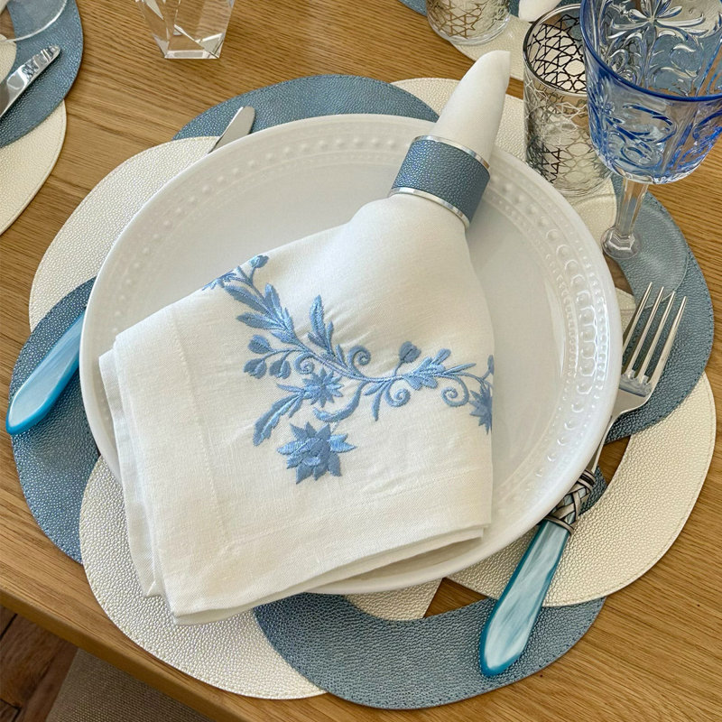 Primrose 100% Pthalate-free Vinyl Round Placemats, White;Willow