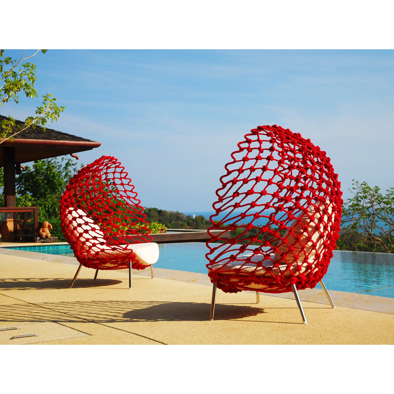 Dragnet Outdoor Lounge Chair, Black