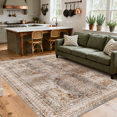 Tapis brun à poils courts pour l'intérieur et la salle de bain