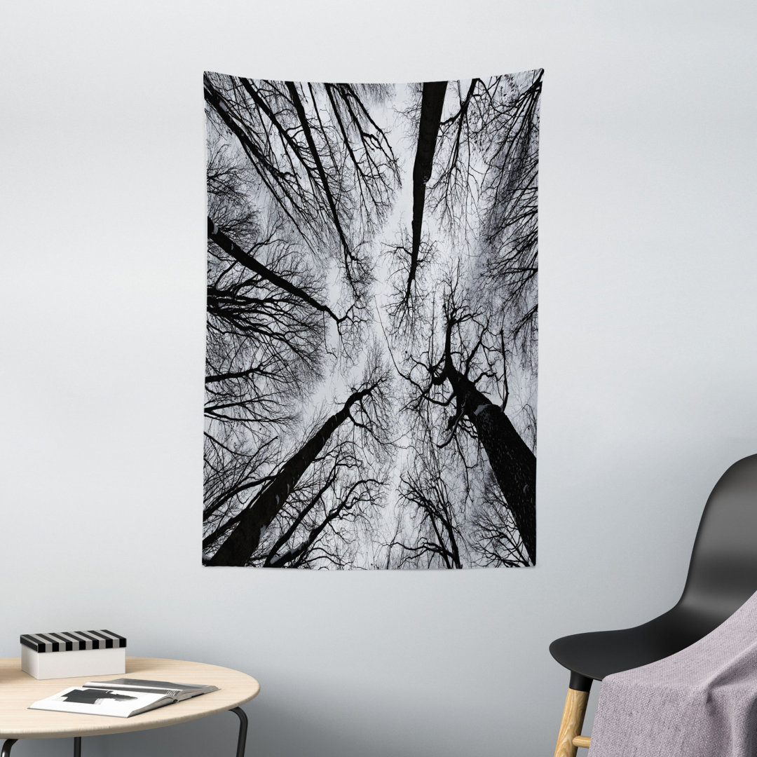 Wandbehang Scary Winter Tops der Bäume Dunkel dramatische Silhouetten verzauberte Natur