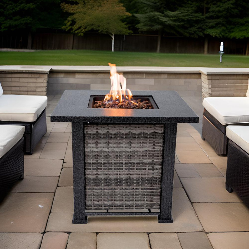 Table de foyer d'extérieur au propane de H 24,4 po x l 28 po Madisongrace 50 000 BTU avec pierres et couvercle, Gris