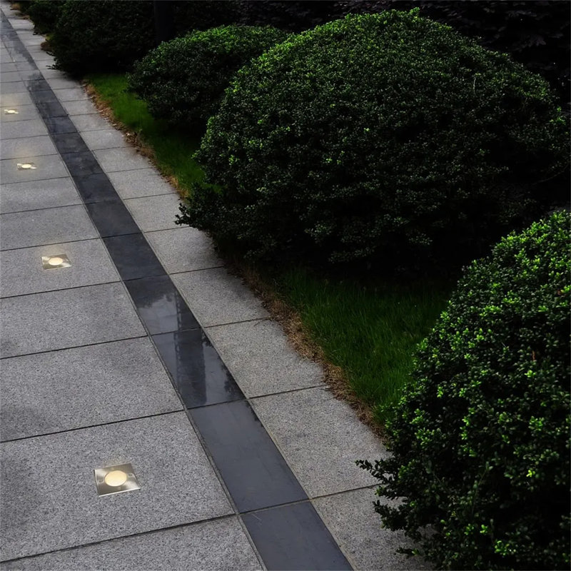 Schwarz Solar Powered Spotlight Pack
