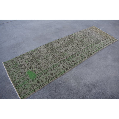 Classic Patchwork Rug, 31.1x101.6 Inch Green Rug