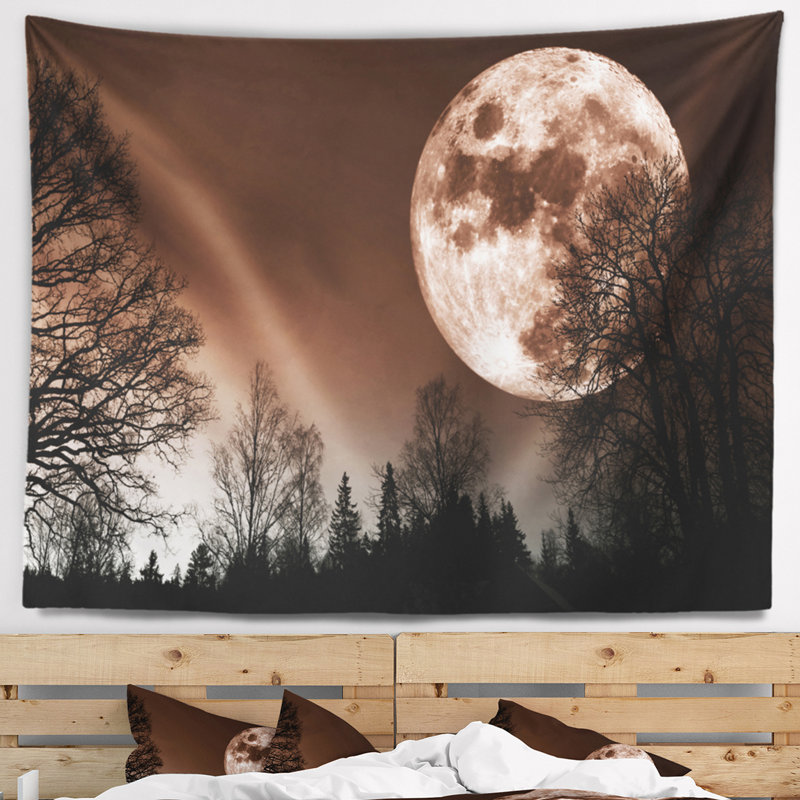 Tapisserie «Landscape Moon Rise over Dark Trees», H 78 po x l 92 po